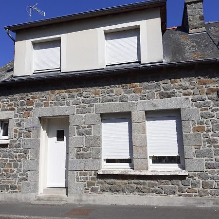 Maison Bretonne Au Centre De La Baie De St-Brieuc イフィニアック エクステリア 写真